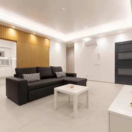 Correeira Luxury Residence T2 L - Albufeira, Pools, Wifi, Bbq, Beach شقة البوفيرا
