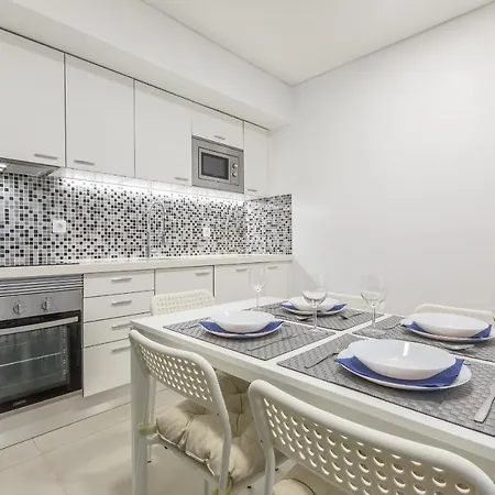 شقة Correeira Luxury Residence T2 L - Albufeira, Pools, Wifi, Bbq, Beach البوفيرا
